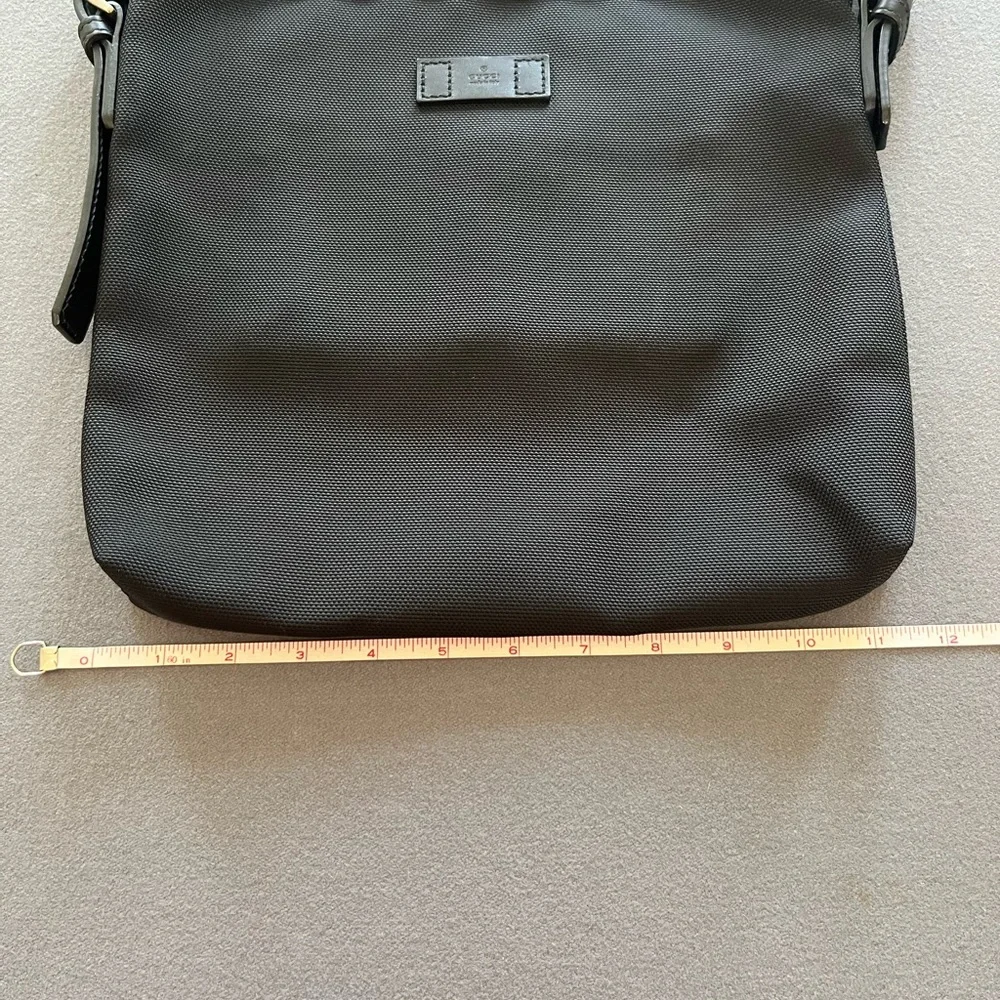 Gucci Crossbody Bag - Picture 7 of 8